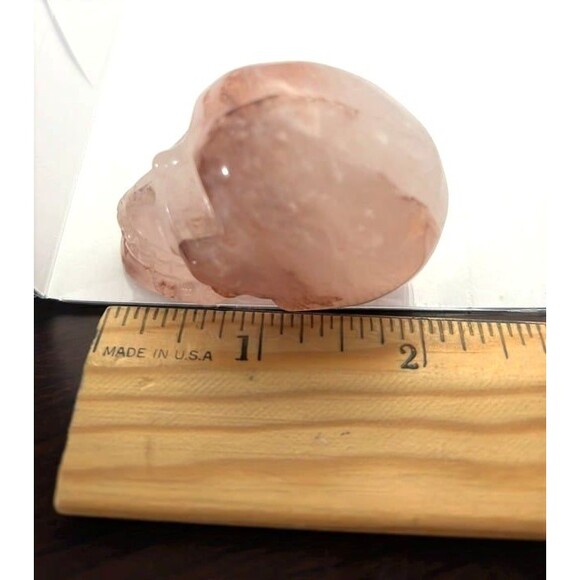 Fire Quartz Skull Carving - Picture 6 of 6